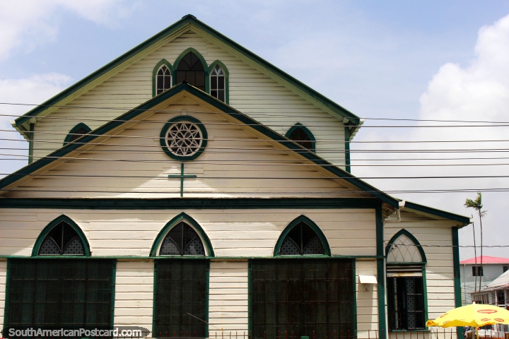 Igreja de Metodista de Bedford, pequena igreja feita de madeira em Georgetown, Guiana. (720x480px). As 3 Guianas, América do Sul.