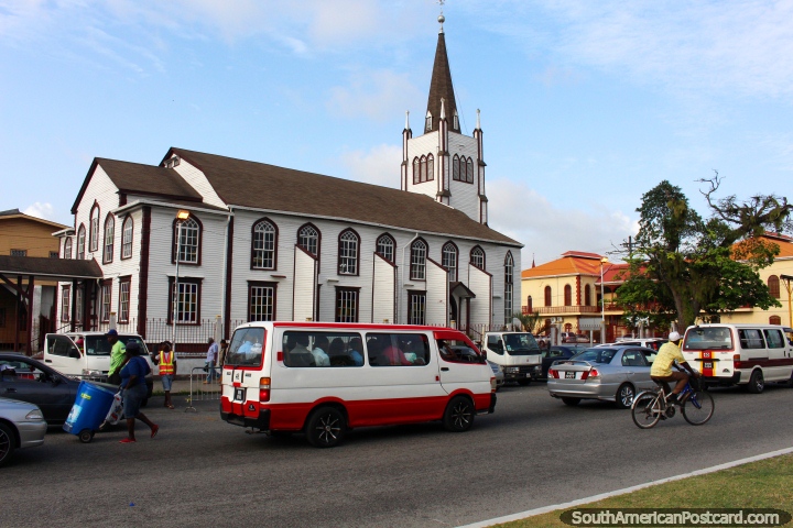 Iglesia de San Andrés, el edificio más antiguo de Georgetown fue construido entre 1811 y 1818, Guyana. (720x480px). Las 3 Guayanas, Sudamerica.