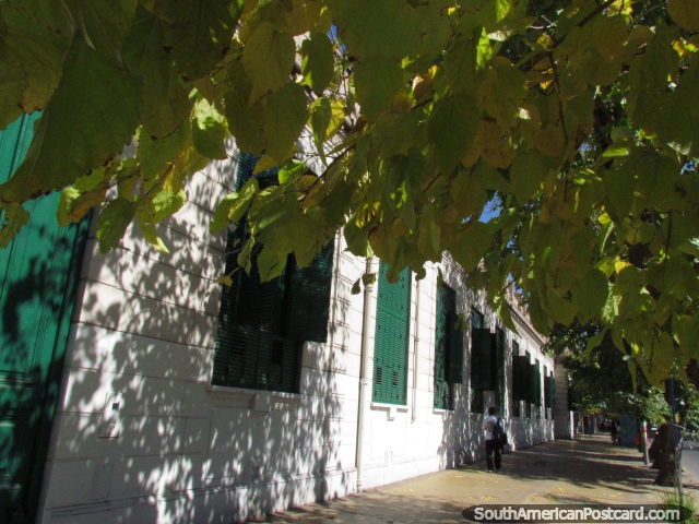Descer ao lado do edifcio de Ministrio da educao em San Juan. (640x480px). Argentina, Amrica do Sul.