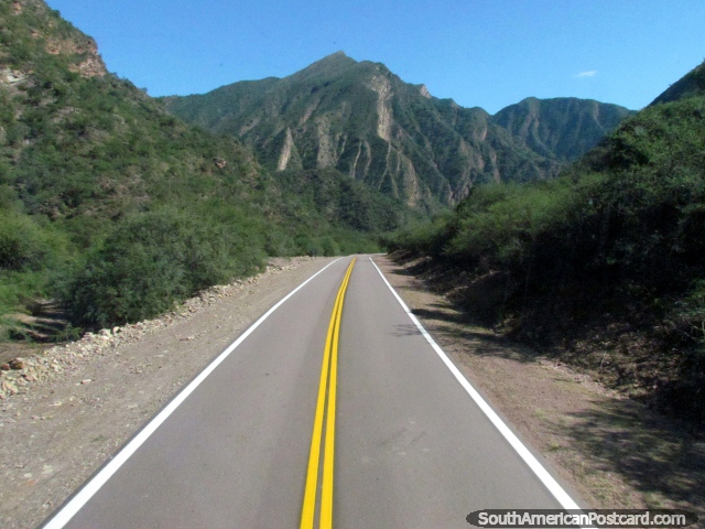 Slowly ascending up into the mountains from Talapampa to Cafayate. (640x480px). Argentina, South America.