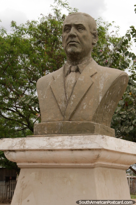 Juan Domingo Peron (1895-1974), military and politics, bust in Oran. (480x720px). Argentina, South America.