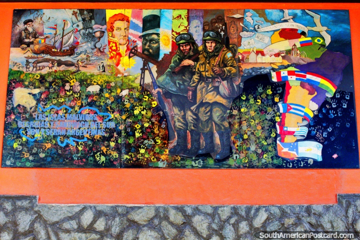 Una obra de arte en recuerdo de la Guerra de las Malvinas en Ushuaia, colores brillantes. (720x480px). Argentina, Sudamerica.