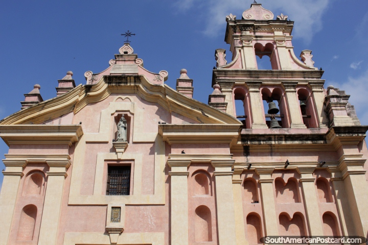 Igreja e Convento de San Jose - Discalced Carmelites, um monumento histórico nacional com arquitetura Barroca, Córdoba. (720x480px). Argentina, América do Sul.