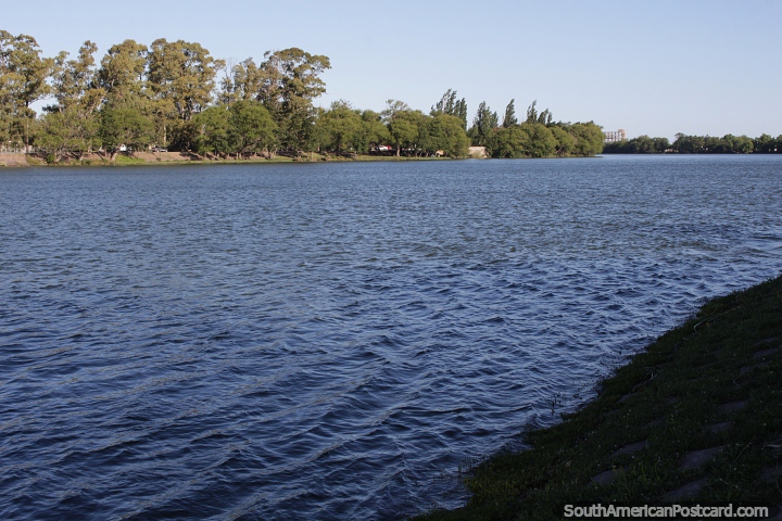 Negro River flows between Viedma and Patagones. (720x480px). Argentina, South America.