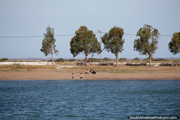 Beach area on the coast in San Antonio Oeste at high tide. (720x480px). Argentina, South America.