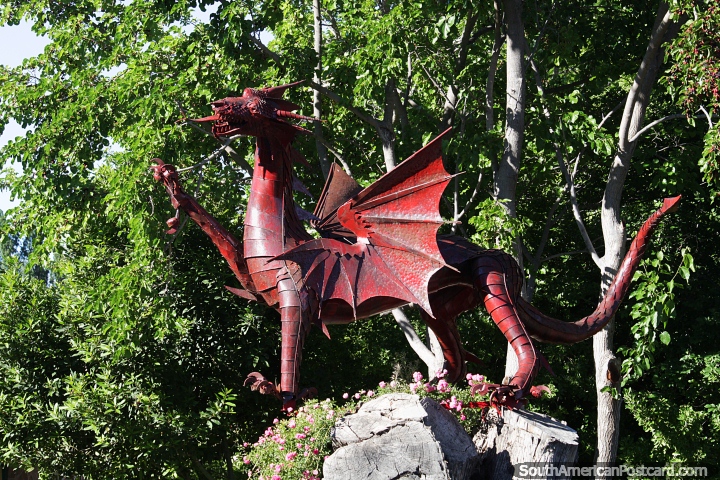 Welsh red dragon, steel monument in Gaiman. (720x480px). Argentina, South America.