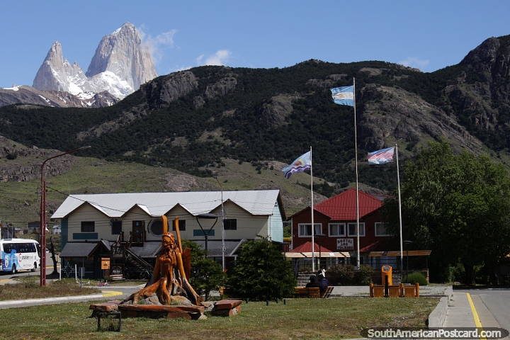 Bienvenidos a El Chaltn, la capital del trekking en la Patagonia. (720x480px). Argentina, Sudamerica.