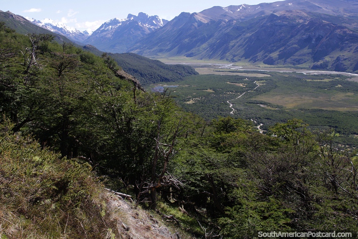 Beautiful nature walk and views on the Fitz Roy trail in El Chalten. (720x480px). Argentina, South America.