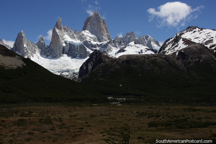 View of the Fitz Roy peak from the Fitz Roy trail in El Chalten. (720x480px). Argentina, South America.