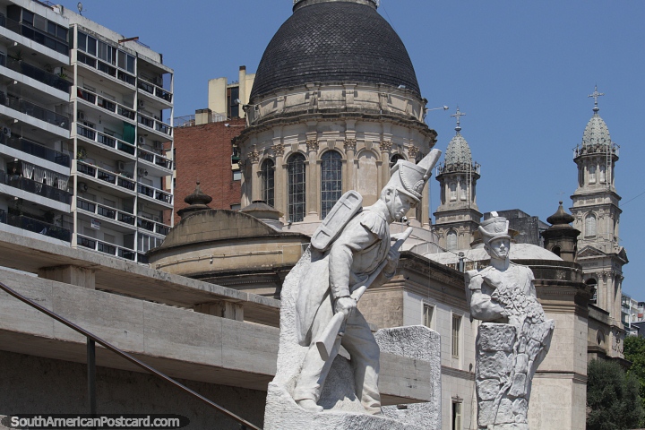 Military figures of the flag monument and cathedral in Rosario. (720x480px). Argentina, South America.