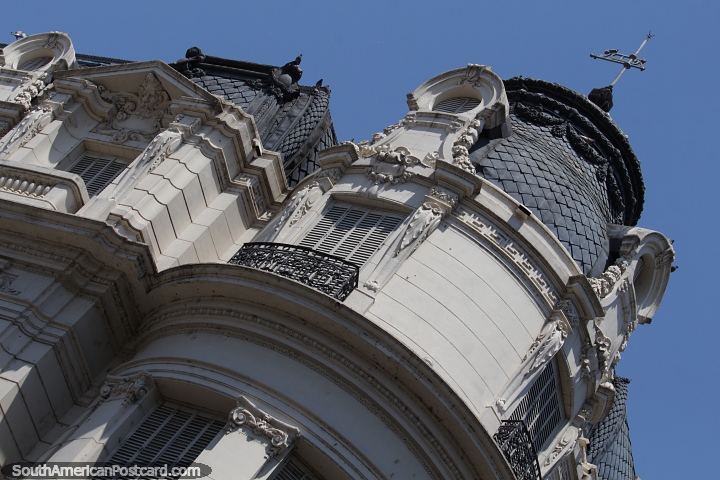Beautiful architecture in Rosario with intricate designs and patterns. (720x480px). Argentina, South America.