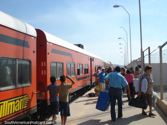 Depois de 16 horas chegamos a Quijarro de Santa Cruz pelo trem. (640x480px). Bolívia, América do Sul.