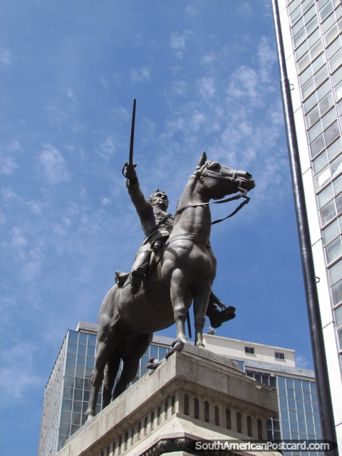 Monument in La Paz of Simon Bolivar (1783-1830), with sword on horseback. (480x640px). Bolivia, South America.