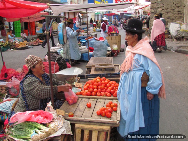 Tomates en Mercado Rodriguez en La Paz. (640x480px). Bolivia, Sudamerica.