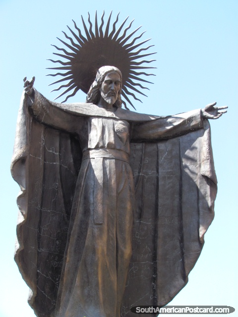 Monument at Plaza Jesus del Gran Poder in La Paz. (480x640px). Bolivia, South America.