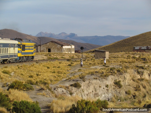 Expreso del Sur train from Oruro to Uyuni. (640x480px). Bolivia, South America.