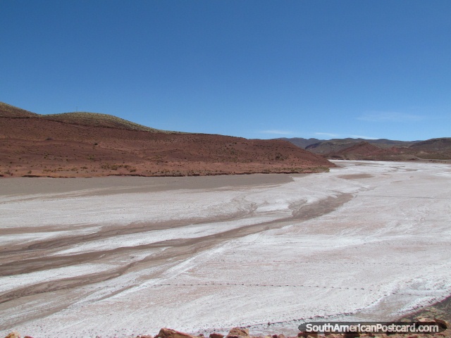 Salt flats between Uyuni and Potosi. (640x480px). Bolivia, South America.
