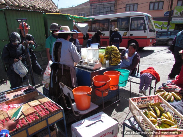 Compre provistas por el viaje de la mina en el mercado de mineros, Potosi. (640x480px). Bolivia, Sudamerica.