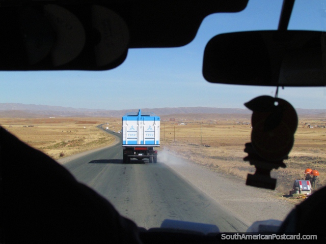 On the road from La Paz to Desaguadero. (640x480px). Bolivia, South America.