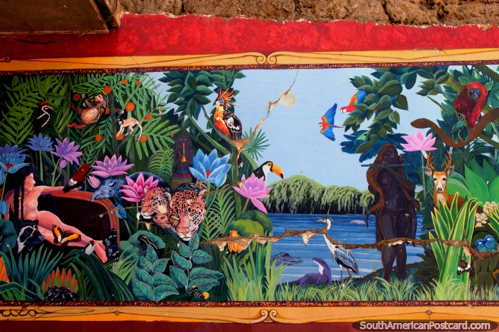 Mural featuring a tucan, tigers and other animals in La Paz. (720x480px). Bolivia, South America.