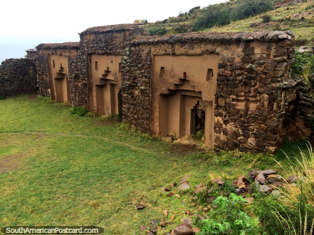 Ruins of the Inca, 3 decorated doorways, Isla de la Luna, Copacabana. (640x480px). Bolivia, South America.