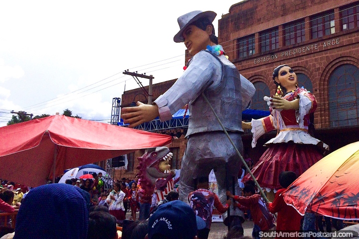 Carnival in Sucre, late Feb - early March, 2 huge bonecos in the street. (720x480px). Bolivia, South America.