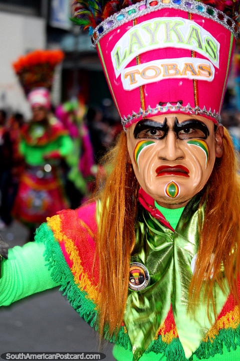 O grupo de Laykas Tobas executa em El Gran Poder, um festival fantstico em La Paz mantido em junho. (480x720px). Bolvia, Amrica do Sul.