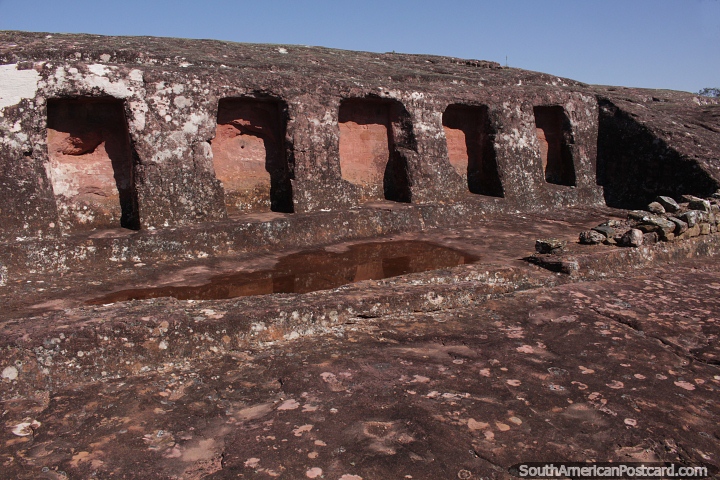 Templo dos 5 Nichos, onde as mmias eram guardadas pelos Incas no Forte Samaipata. (720x480px). Bolvia, Amrica do Sul.