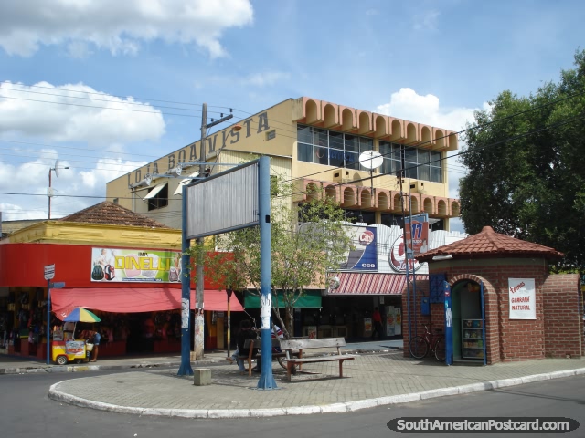 Tiendas en la calle en Boa Vista. (640x480px). Brasil, Sudamerica.