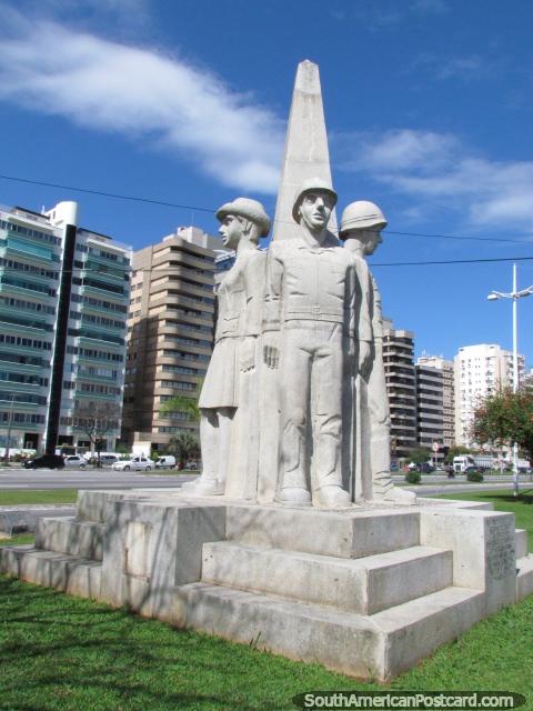 Feliciano Nunes Pires (1785-1840), presidente de provncia e advogado, monumento em Florianopolis. (480x640px). Brasil, Amrica do Sul.