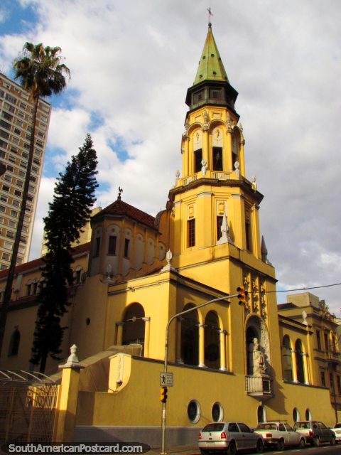 Del origen Alemana Iglesia Sao Jose incorporó principios de los años 1920, Porto Alegre. (480x640px). Brasil, Sudamerica.