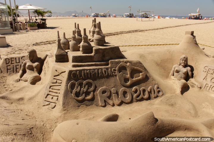 Escultura de areia na praia em Copacabana dos Jogos Olmpicos de 2016 em Rio. (720x480px). Brasil, Amrica do Sul.