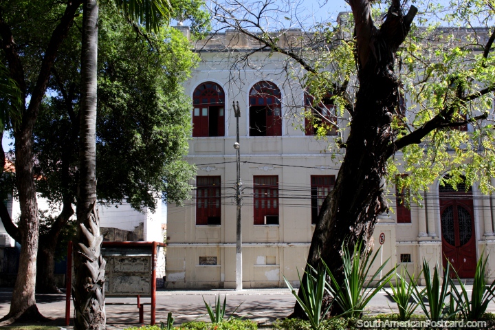 Edificio del Gobierno Municipal en Aracaju. (720x480px). Brasil, Sudamerica.