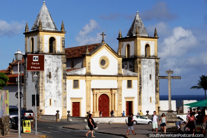 A catedral em Olinda - Catedral de Sao Salvador faz Mundo (aka. Igreja da Se) construiu-se em 1548 e reedificou-se em 1669. (720x480px). Brasil, América do Sul.