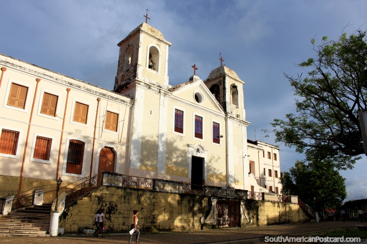 Nossa Senhora do Carmo Church, Sao Luis historical center. (720x480px). Brazil, South America.