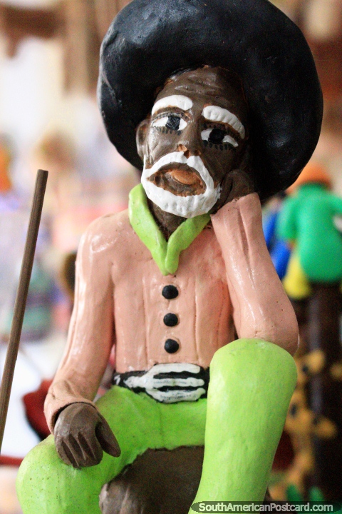 Medio hombre, medio rana, artes y oficios que refleja la cultura de la región alrededor de Sao Luis. (480x720px). Brasil, Sudamerica.