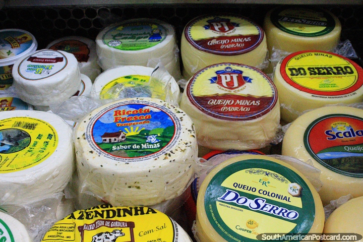 Padrao (standard cheese), Ricota, Colonial do Serro, range of cheeses, Central Market, Belo Horizonte. (720x480px). Brazil, South America.