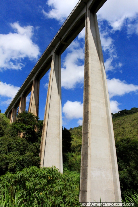 The rail bridge in all its glory above the road to Ouro Preto! (480x720px). Brazil, South America.
