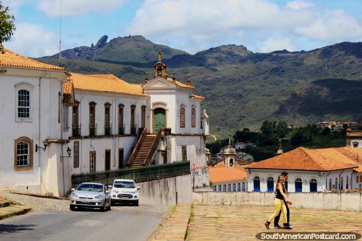 O Museu de Ciência outrora o Palácio de governadores em Ouro Preto. (720x480px). Brasil, América do Sul.