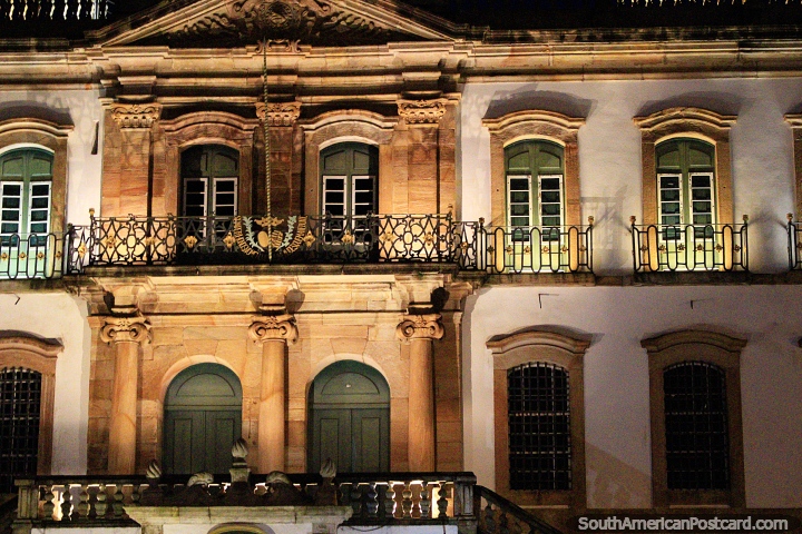 A arquitetura barroca originou-se no 16o sculo na Itlia,  muito atraente, exemplo em Ouro Preto. (720x480px). Brasil, Amrica do Sul.