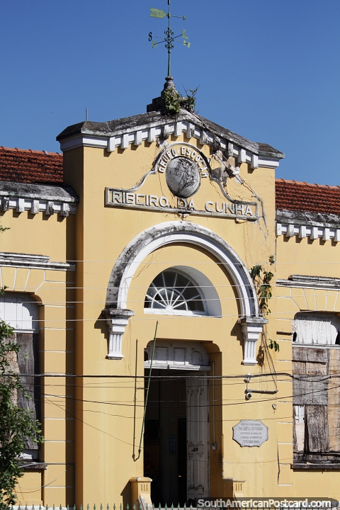 Ribeiro da Cunha, a school, antique building in Manaus. (480x720px). Brazil, South America.