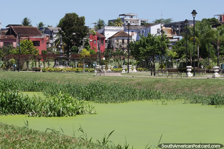 Jefferson Peres Park, a nice place to walk around in Manaus. (720x480px). Brazil, South America.