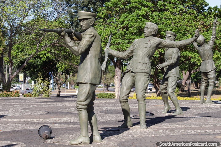 Monumento aos 18 do Forte em Palmas, homenageando os heris do levante de 1922 no Rio de Janeiro. (720x480px). Brasil, Amrica do Sul.