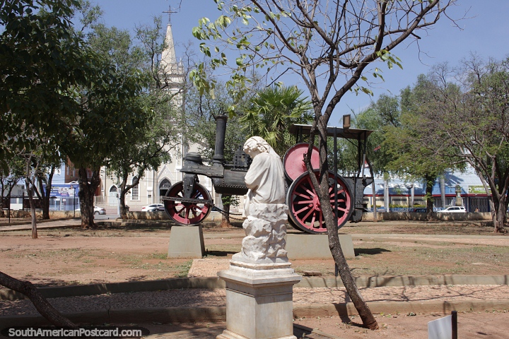 Old steam engine in the park in Corumba. (720x480px). Brazil, South America.
