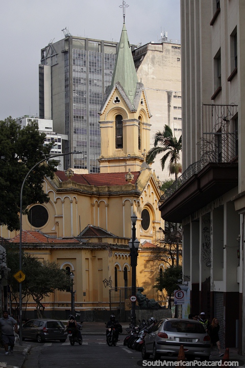 Iglesia del Rosario dos Homens Pretos (1906), iglesia de oro en Sao Paulo. (480x720px). Brasil, Sudamerica.