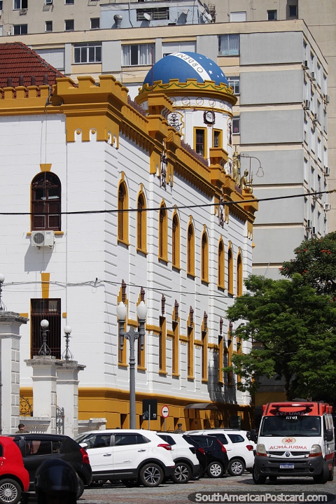 Cuartel General Integrado del Comando Militar Sur en Porto Alegre. (480x720px). Brasil, Sudamerica.