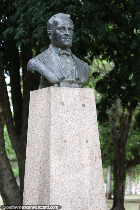 Getulio Vargas (1882-1954), twice former President, bust in Rosario do Sul. (480x720px). Brazil, South America.