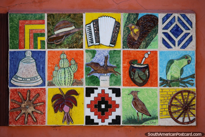 La cultura y los lugares de inters de Alegrete representados en un mural de azulejos. (720x480px). Brasil, Sudamerica.