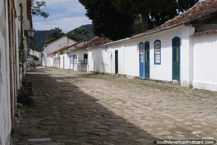 Paraty, a Portuguese colonial center on the green coast. (720x480px). Brazil, South America.