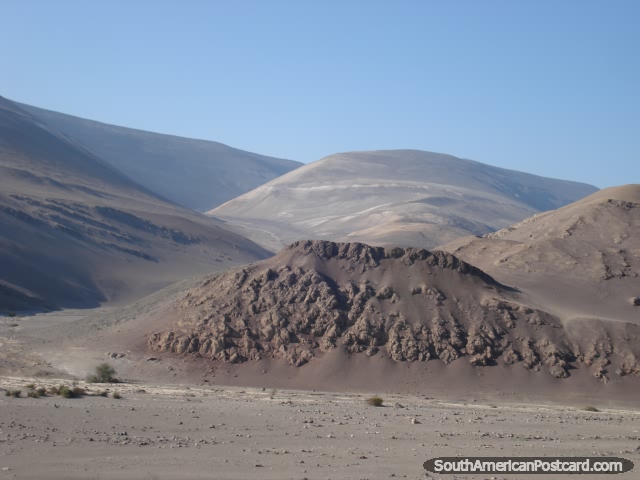 Un páramo de la roca al sur de Arica. (640x480px). Chile, Sudamerica.